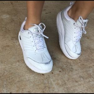 Danskin Now Platform White Tennis shoes size W 9